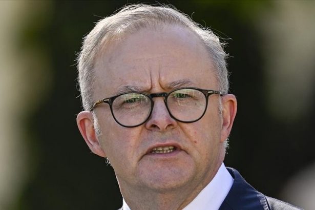 thumbs b c 203367989f59afb651e18513e5487dc2