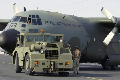 royal australian air force raaf maintainers from the 36 squadron use an aircraft 36d6e3 1024